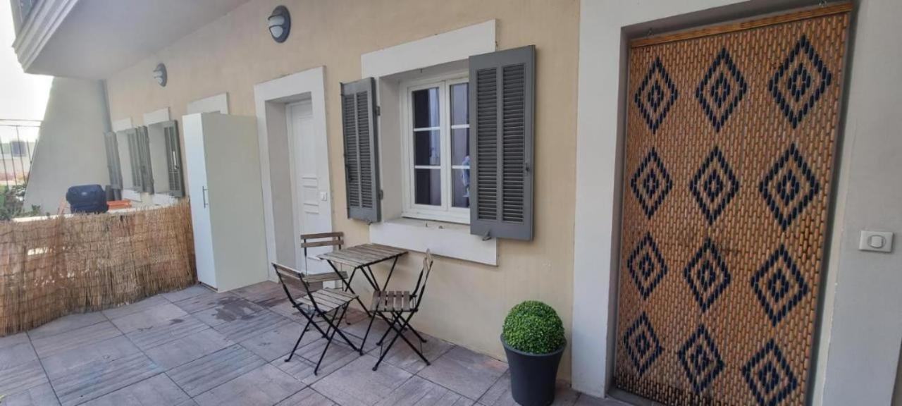 Vieux Port Chez Fanette Appartement *